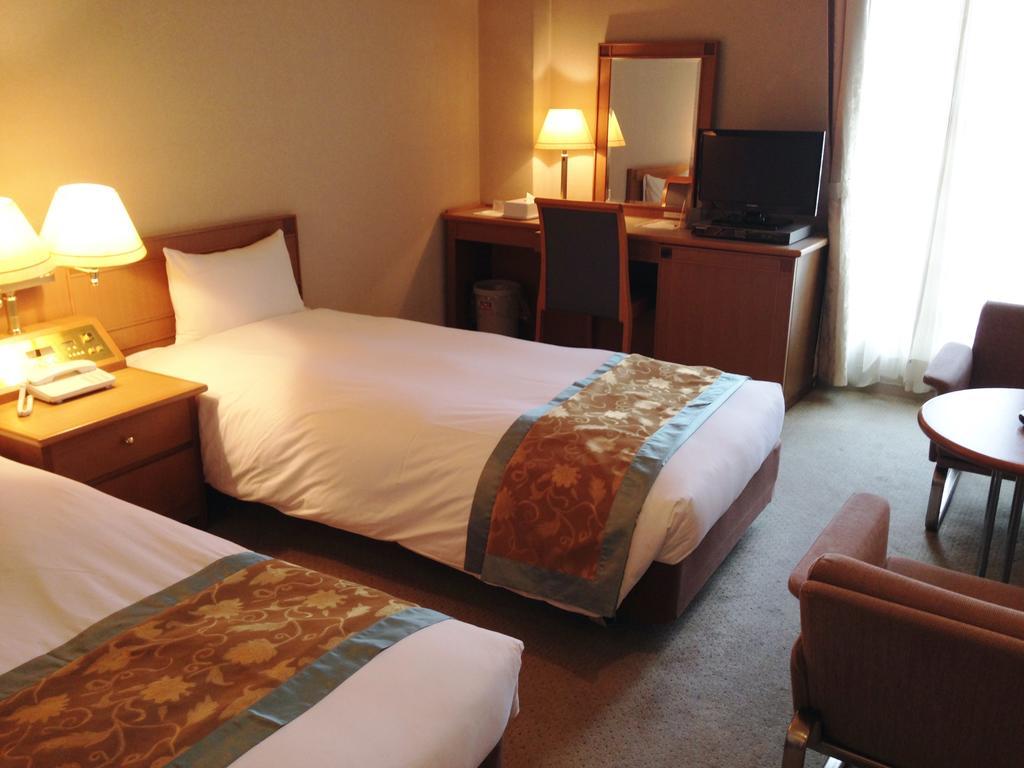 Hotel Sunplaza Seasons Nagoja Zewnętrze zdjęcie